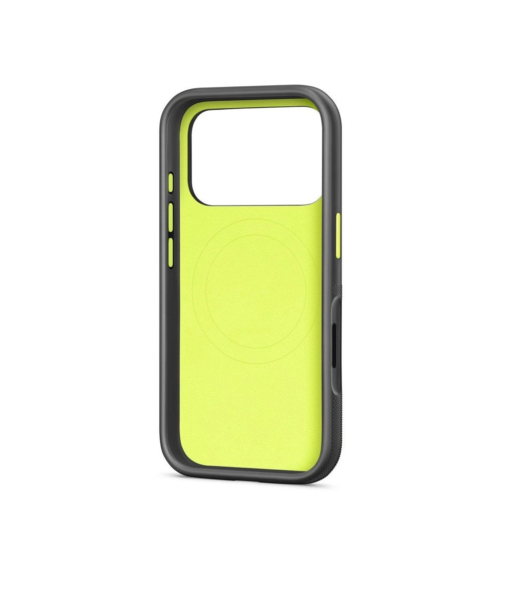 Beats Rugged Case with MagSafe and Camera Control for iPhone 17 Pro - Everest Black